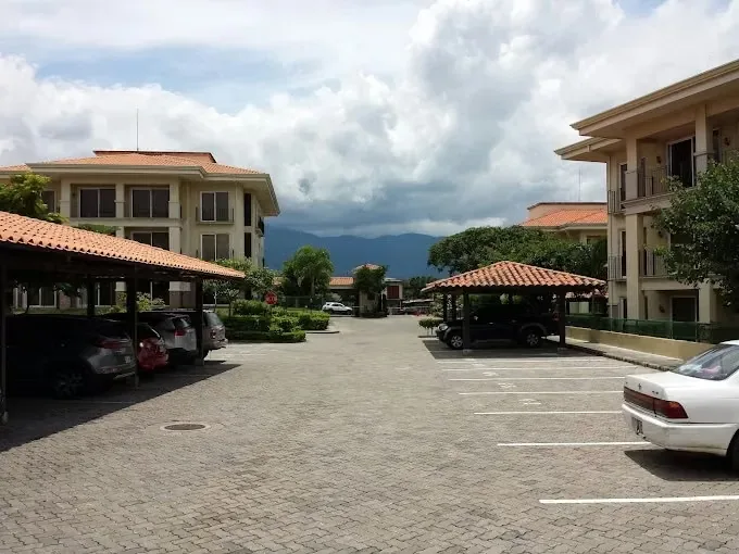 Alquiler de amplio apartamento en Condominio San Vicente Belen cerca Lindora — photo 2