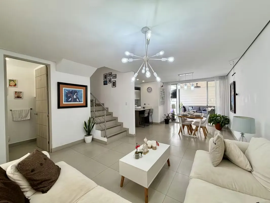 House for sale in Santo Domingo, Heredia|Gated community with patio