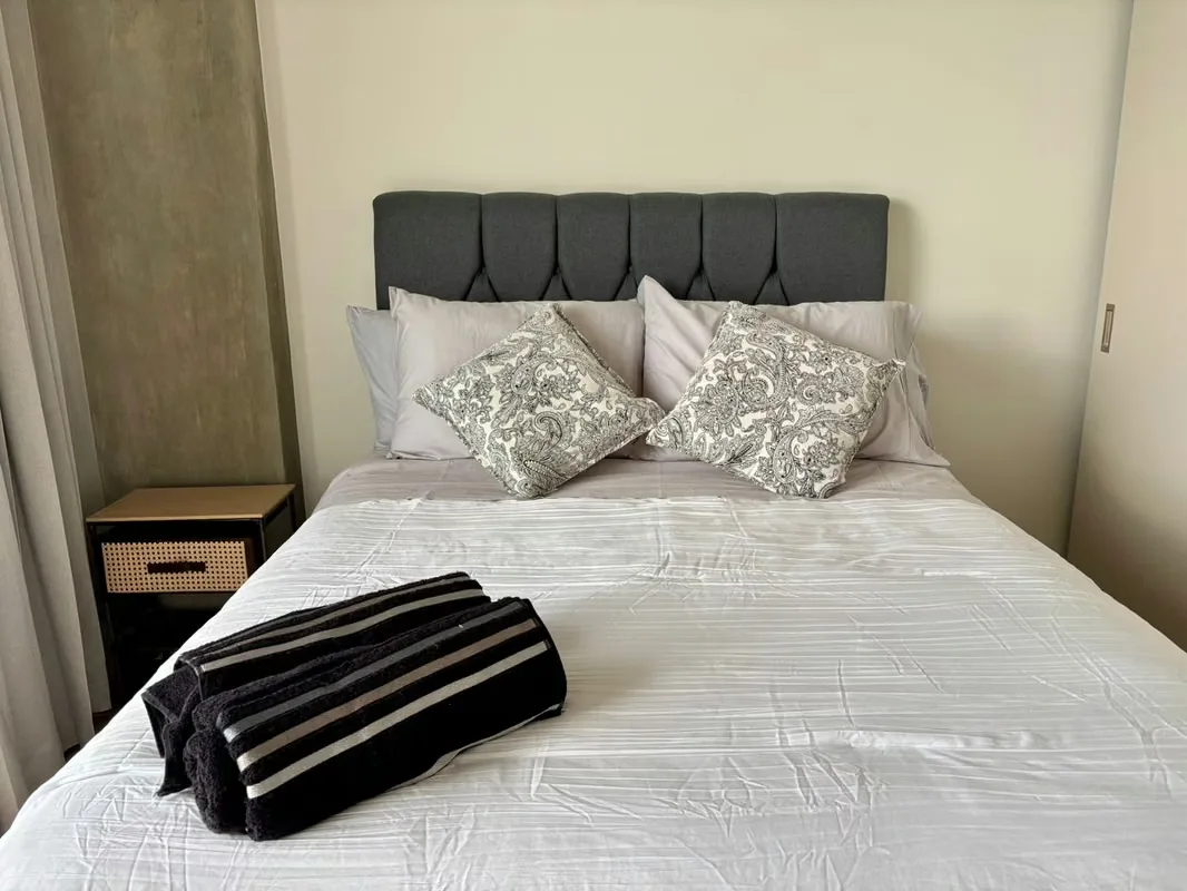 Vive en una de las zonas más exclusivas y céntricas de San José. Este elegante apartamento de 1 habitación en Condominio Babylon, ubicado en Rohrmoser, ofrece comodidad, seguridad y ... — photo 5