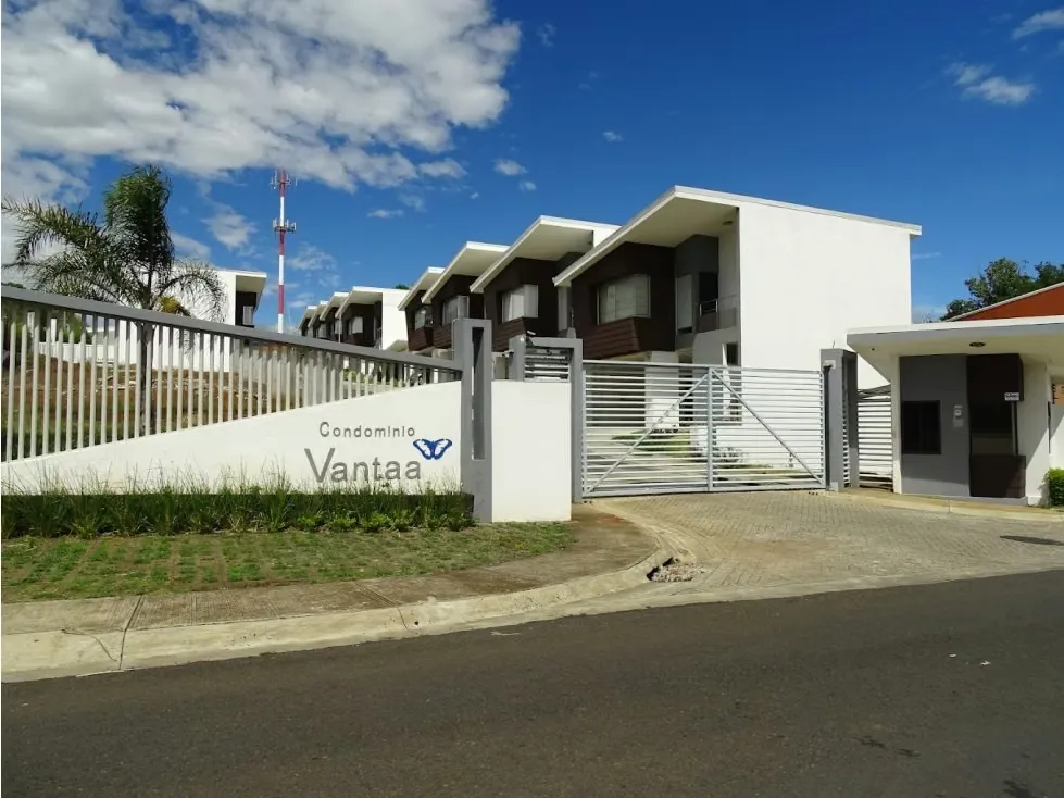 Venta de Casa Nueva, Condominio Vantaa, San Rafael de Heredia, Barrio Santiago
