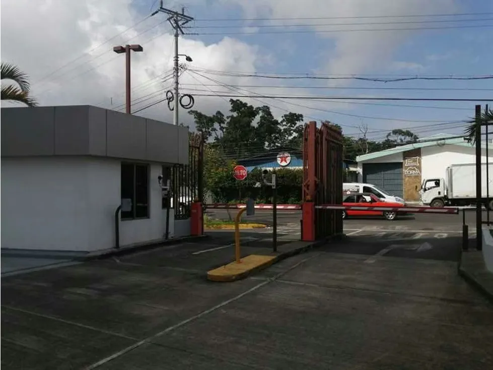 Oficina en alquiler en Zapote,Oficentro. PC9969412