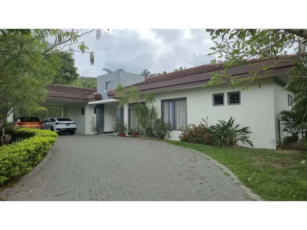Casa en Venta en Santa Ana, Piedades. 5PVV9969271