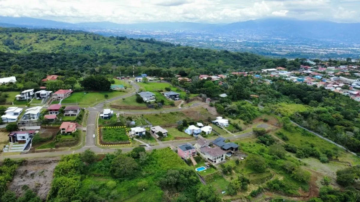 Corner Lot for Sale in Condominium San Isidro, Alajuela — photo 4
