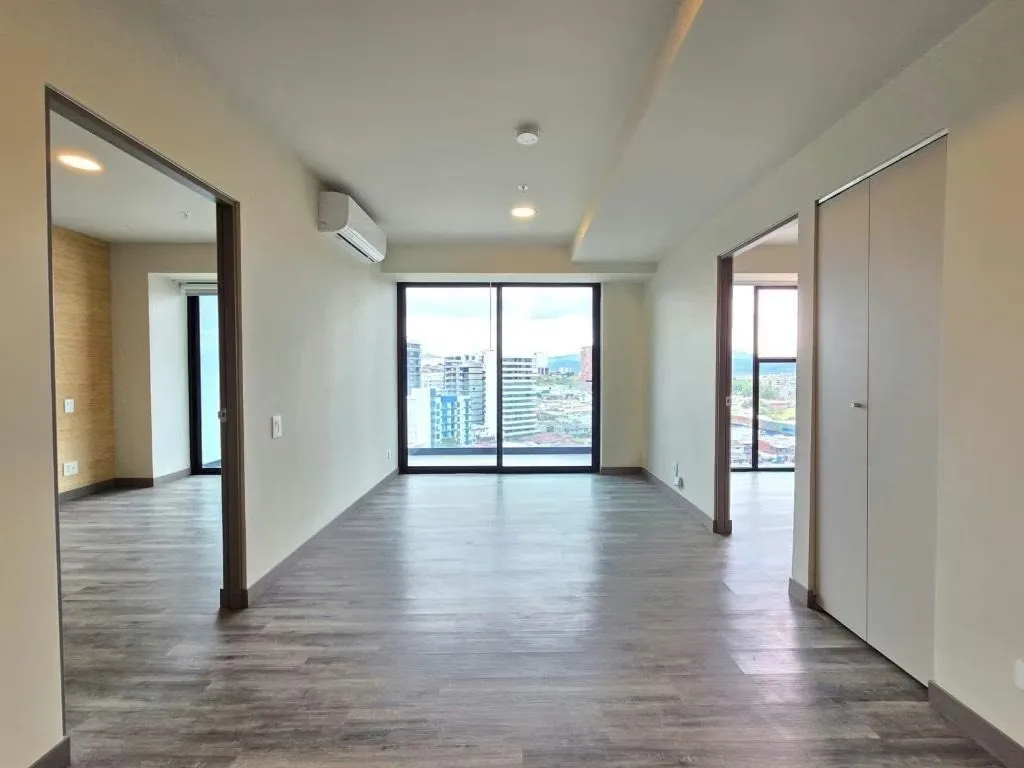 Rental apartment available in Torre Cosmopolitan. Nunciatura ROHRMOSER. Floor 14