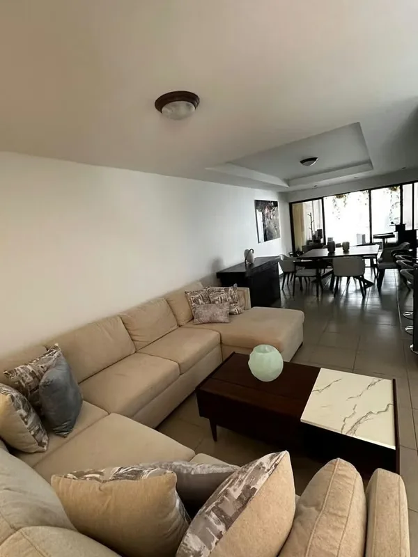 Beautiful House for Sale in Santa Ana Hills Condominium - House with Excellent Location