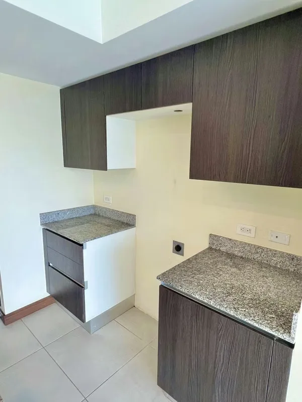 Apartamento en Venta en Torres Los Yoses | 3 Hab | Piso 5 con Vista Sur | Frente a Automercado — photo 4