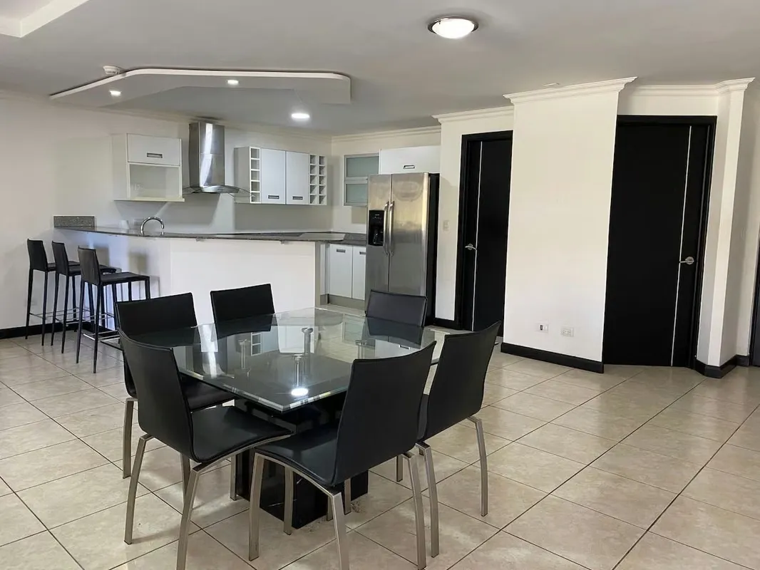 FOR SALE FLAT FOR INVESTMENT SANTA ANA