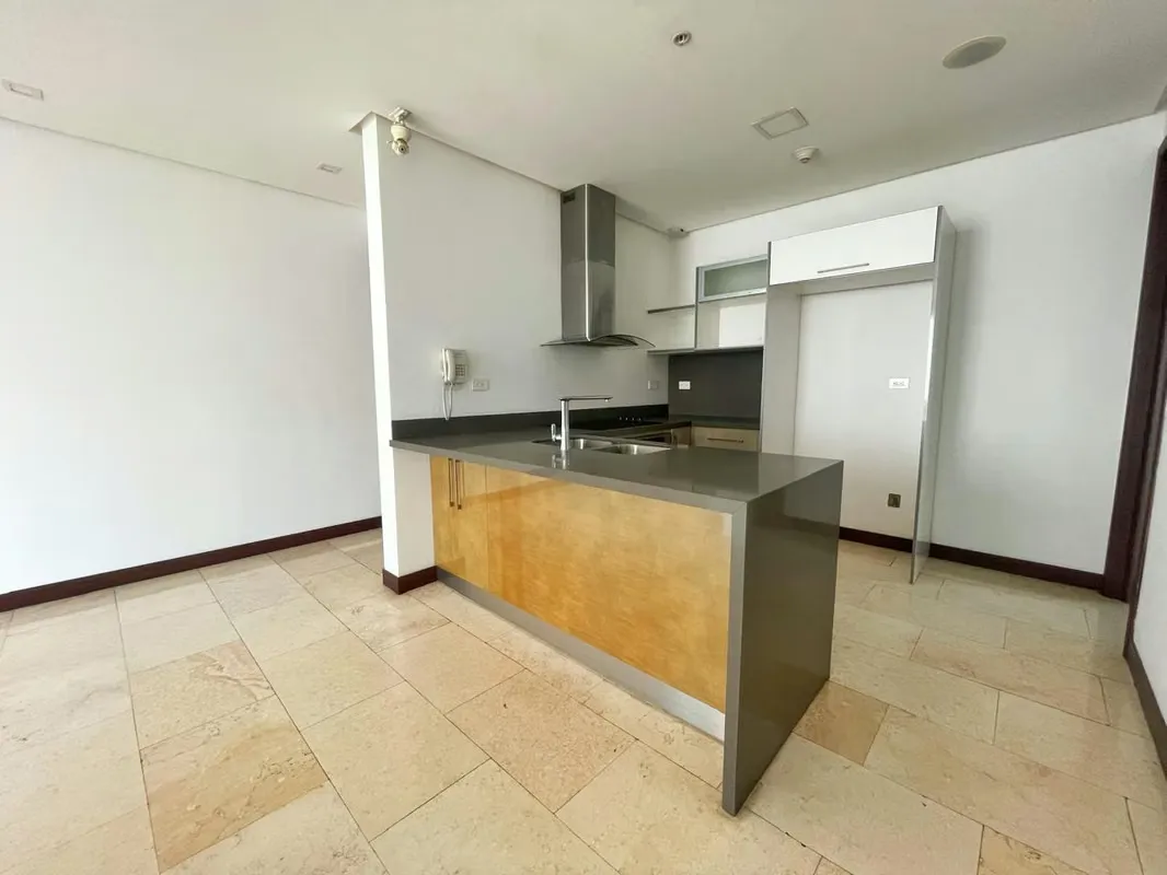 APARTAMENTO EN ALQUILER EN NUNCIATURA! P550