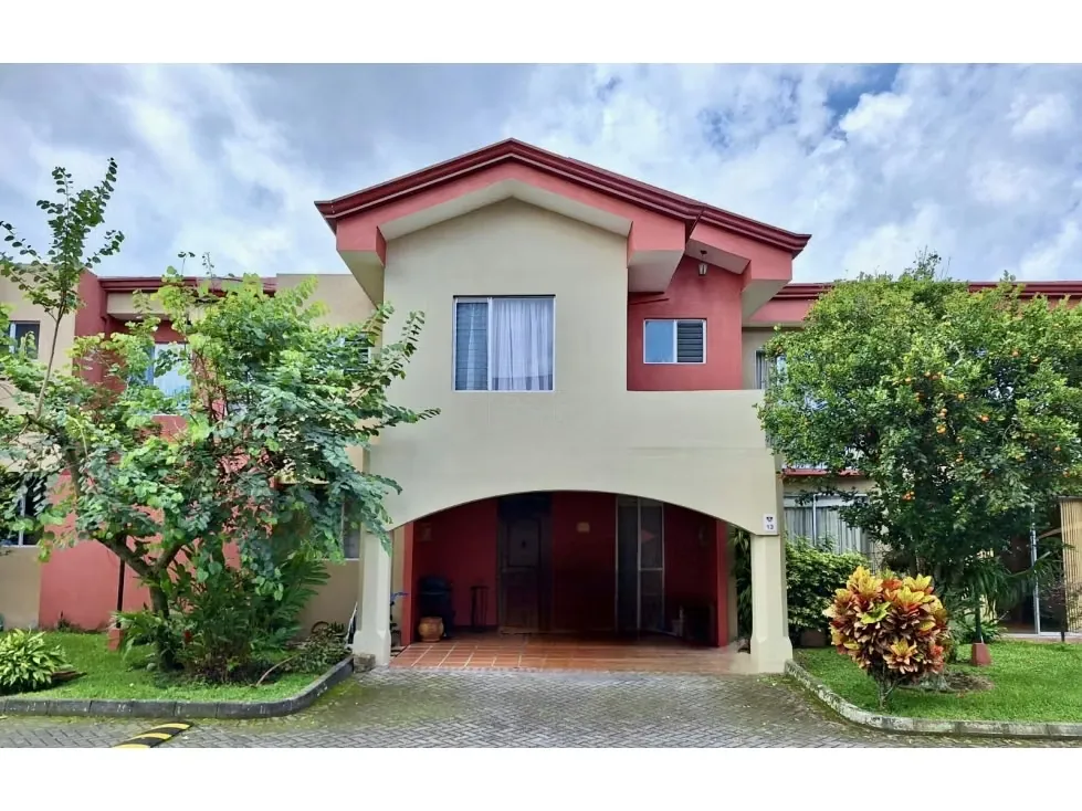 Venta casa en Moravia, San Vicente - En condominio
