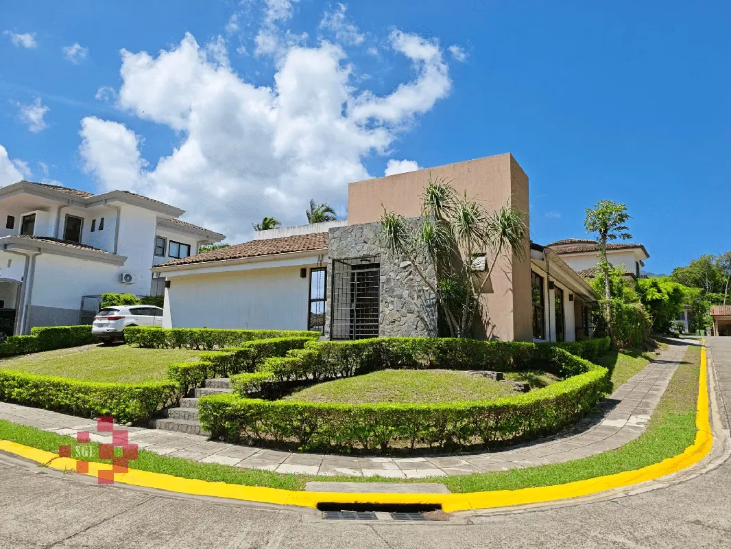 One-storey house for sale, Santa Ana, Piedad.