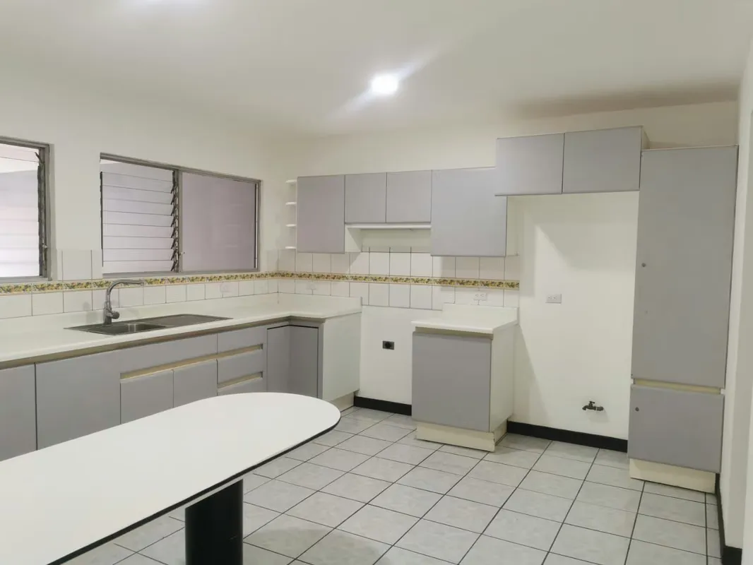 Beautiful house for rent, - San Pedro- 4 bedrooms y 41/2 baths — photo 3