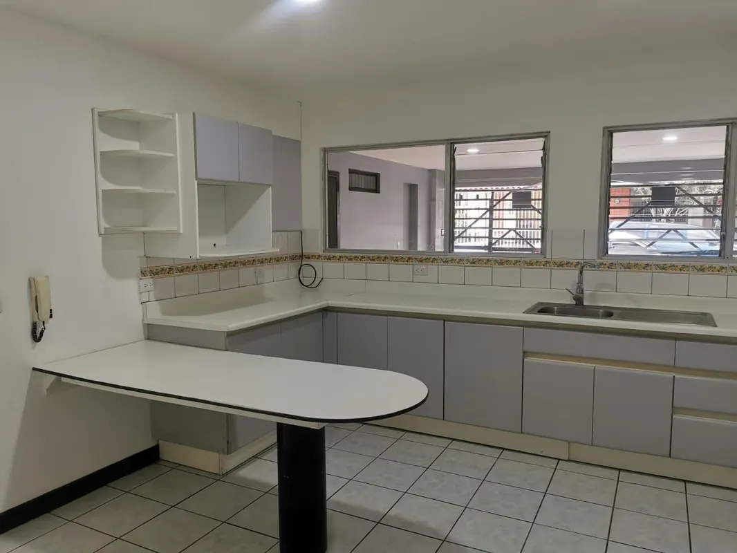 Beautiful house for rent, - San Pedro- 4 bedrooms y 41/2 baths — photo 5