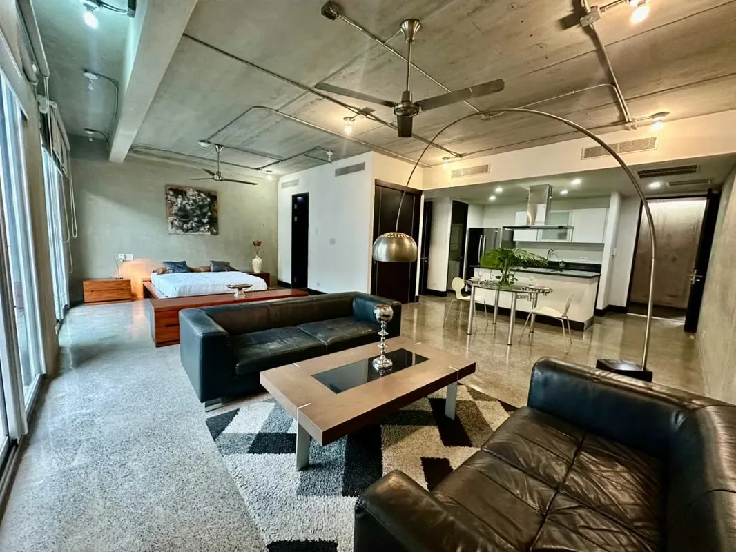 Beautiful and elegant furnished studio apartment for rent on Avenida Escazú.