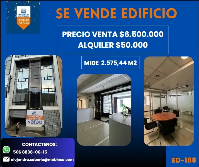 Precioso edificio en los alrededores de Correos de Costa Rica. ...