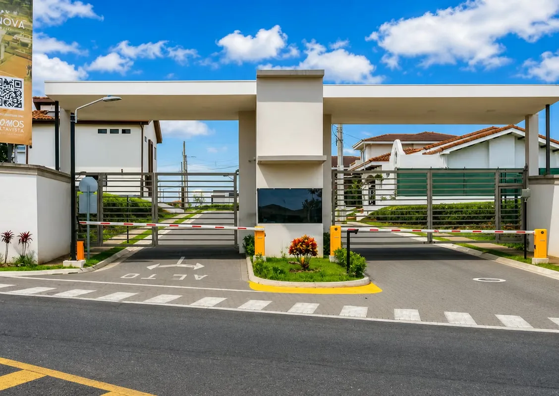 Lot for Sale in Exclusive Terranova Condominium — photo 3