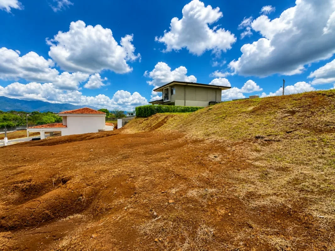 Lot for Sale in Exclusive Terranova Condominium — photo 4