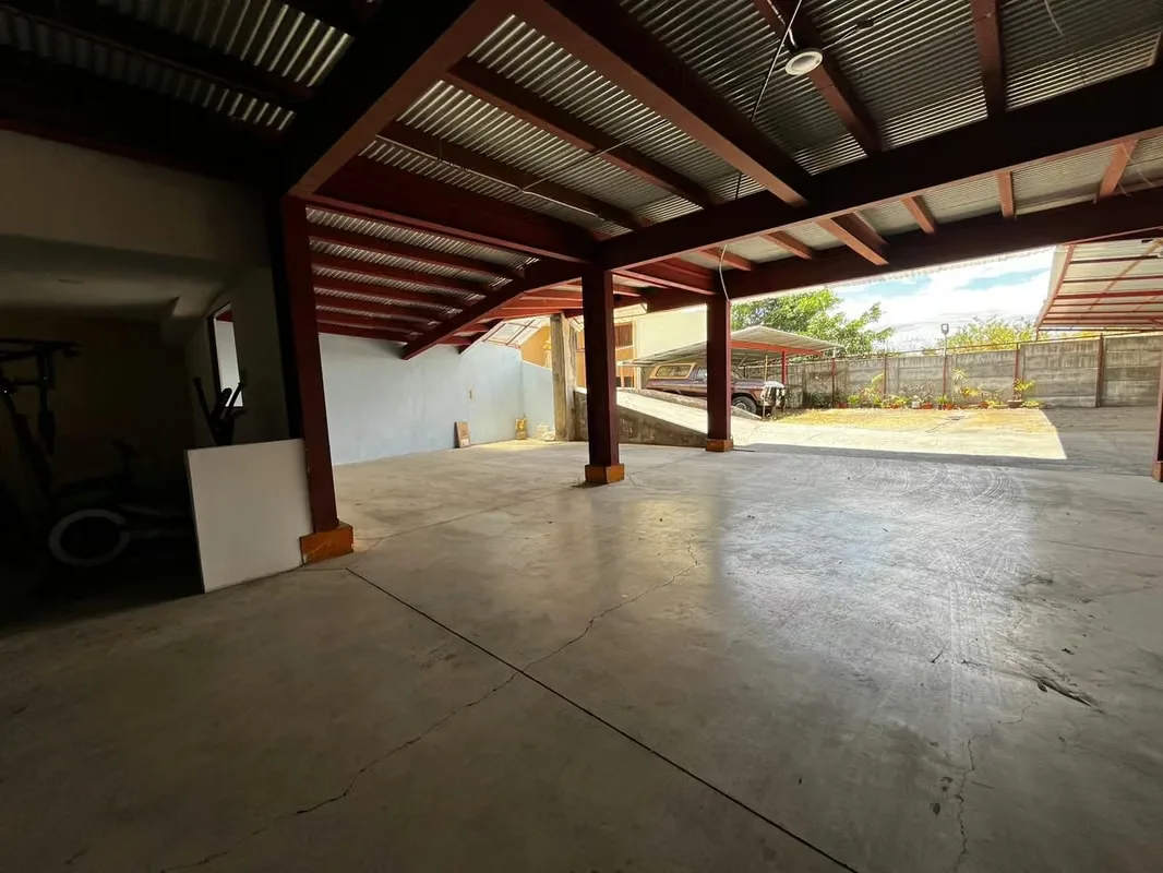 Se alquila cómodo y acogedor apartamento ubicado en La Uruca, dentro de un residencial tranquilo y seguro. Ideal ... — photo 2
