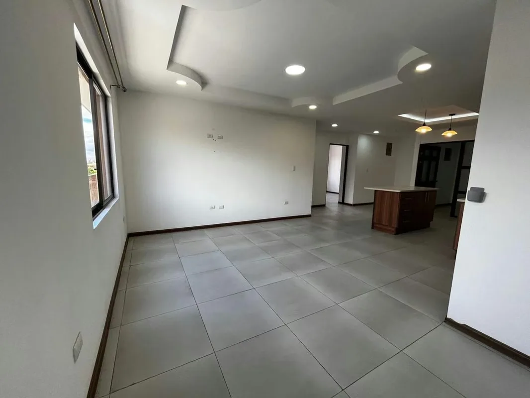 Se alquila cómodo y acogedor apartamento ubicado en La Uruca, dentro de un residencial tranquilo y seguro. Ideal ... — photo 4