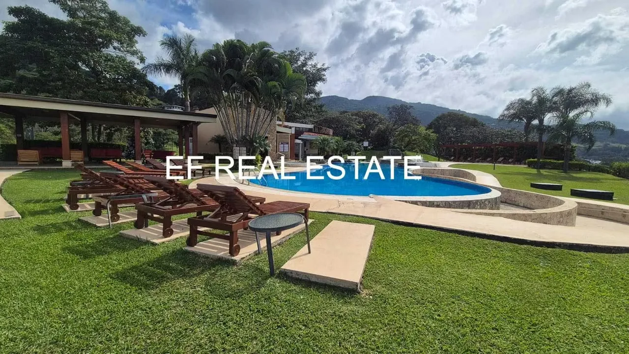 FOR RENT ¡ SANTA ANA FURNISHED FULL AMENITIES 1BED / 1BATH 1 PARKING SPACE