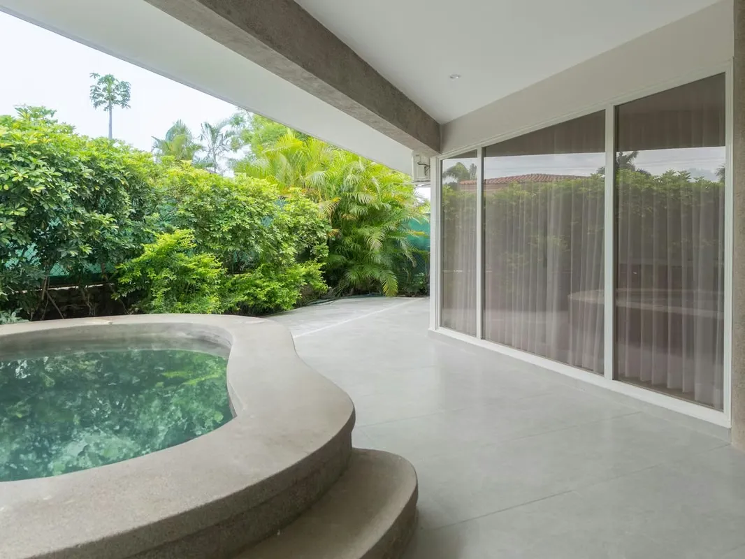 HOUSE FOR SALE IN VALLE DEL SOL