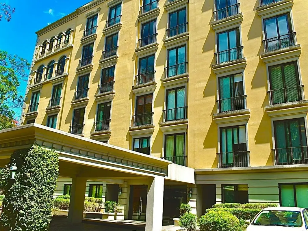 VENTA PENTHOUSE AMUEBLADO EN CONDOMINIO ESCAZU