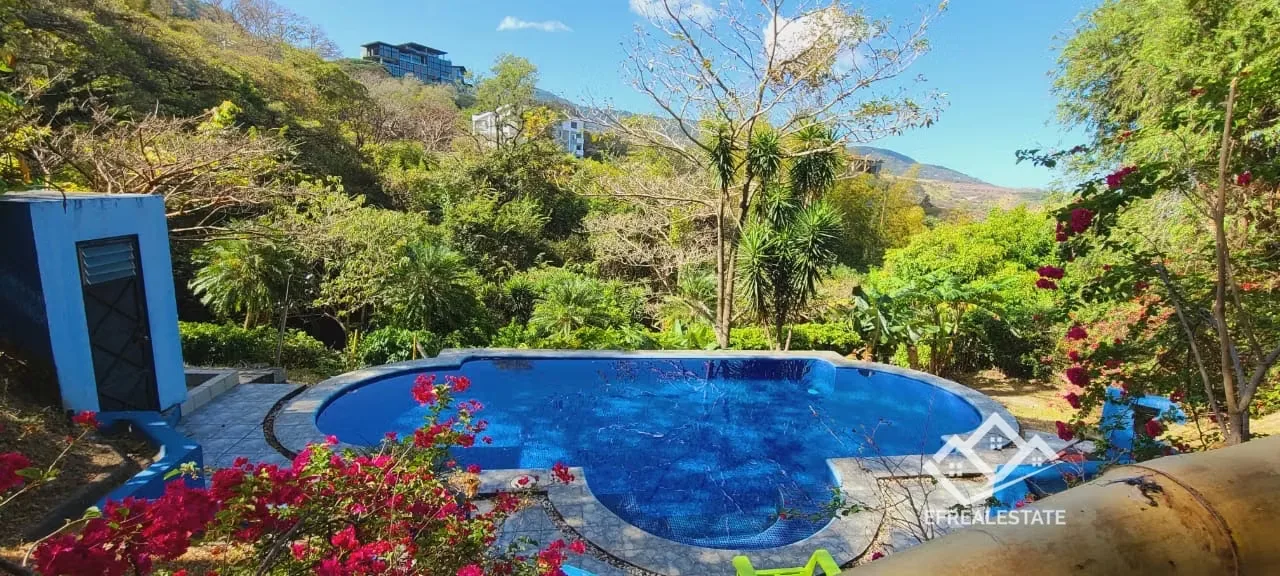 Apartment for rent in Santa Ana. 26-644