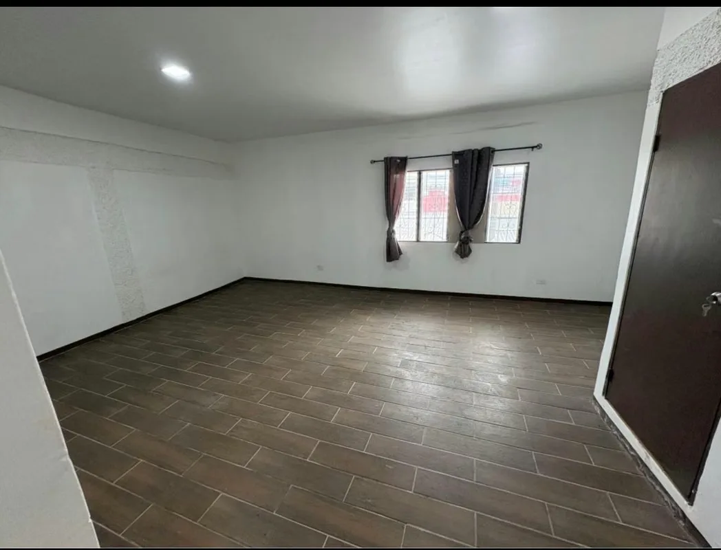 Sale of apartment and commercial space in Santo Domingo de Heredia — photo 4