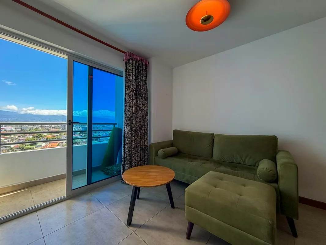 Apartment for Sale in Los Yoses with Balcony and North-Facing View on the 16th Floor — photo 5