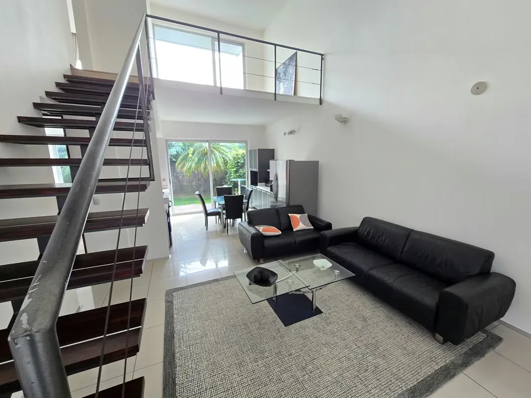 Live in the comfort and security of this beautiful apartment in Pozos de Santa Ana! Located in a private condominium with only 20 apartments, 24/7 security and fabulous common ...