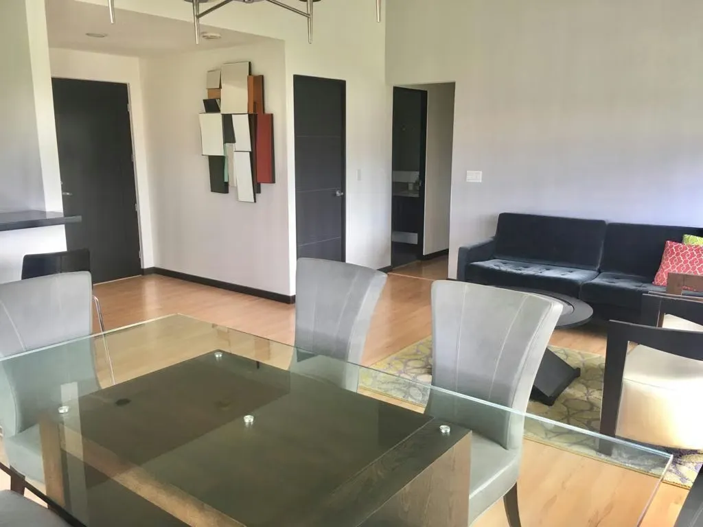 BEAUTIFUL PENTHOUSE APARTMENT FOR RENT IN SABANA NORTE Exclusive penthouse located on the 12th floor, just 200 meters from La Sabana Metropolitan Park, with unparalleled panoramic views ...