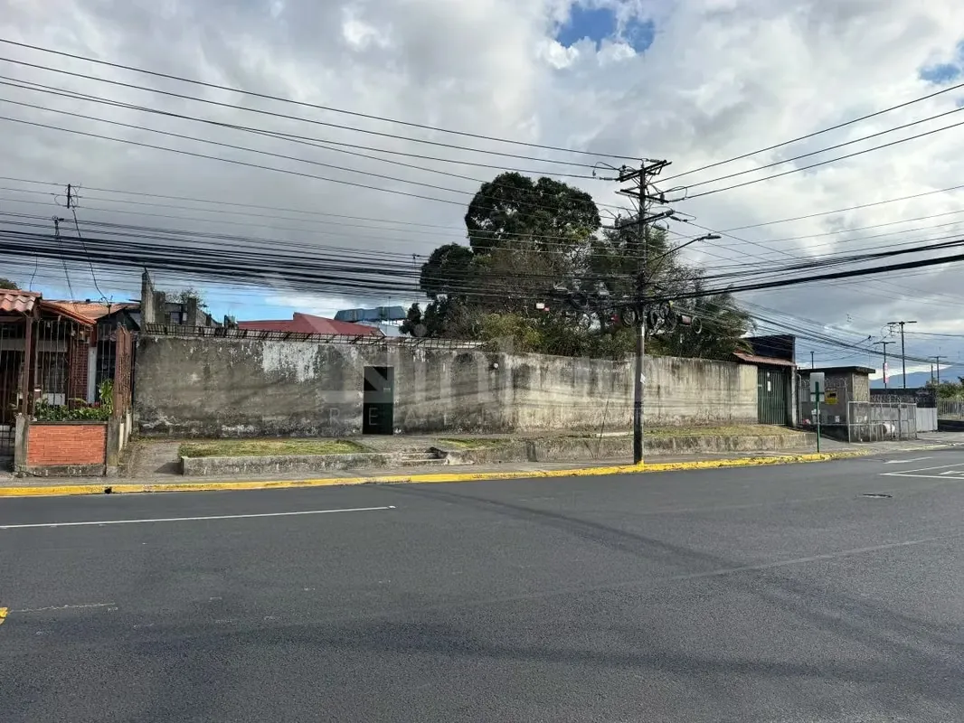 id 42383 Increíble propiedad de uso Mixto