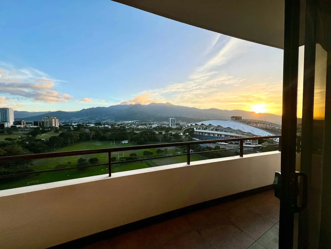 APARTMENT FOR RENT WITH VIEW IN LA SABANA