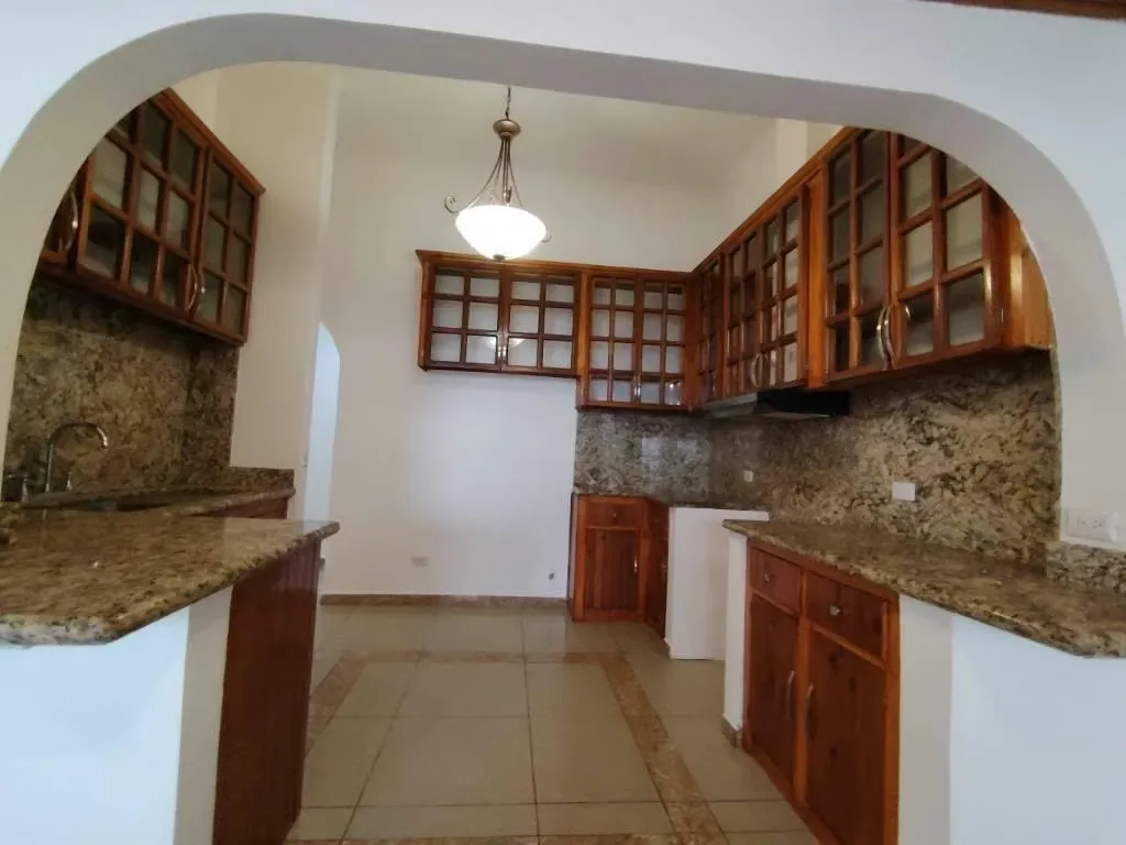 Casa Independiente Santa Ana 3 habitaciones