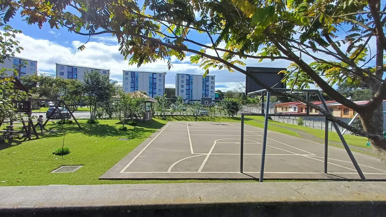  Apartamento en Venta en Torres de Granadilla con Amenidades Tipo Club