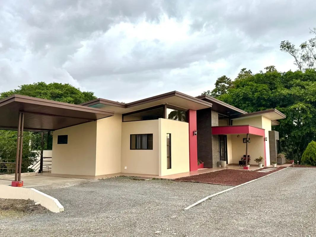 Casa en venta en Hacienda Dorado Real, Calle Danta, Guápiles, Pococí, Limón.