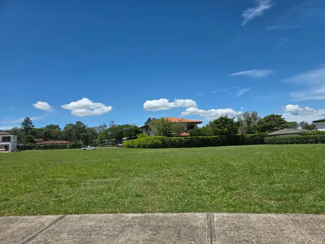 Venta de Lote en la Guacima -  Hacienda Los Reyes – 880 m²