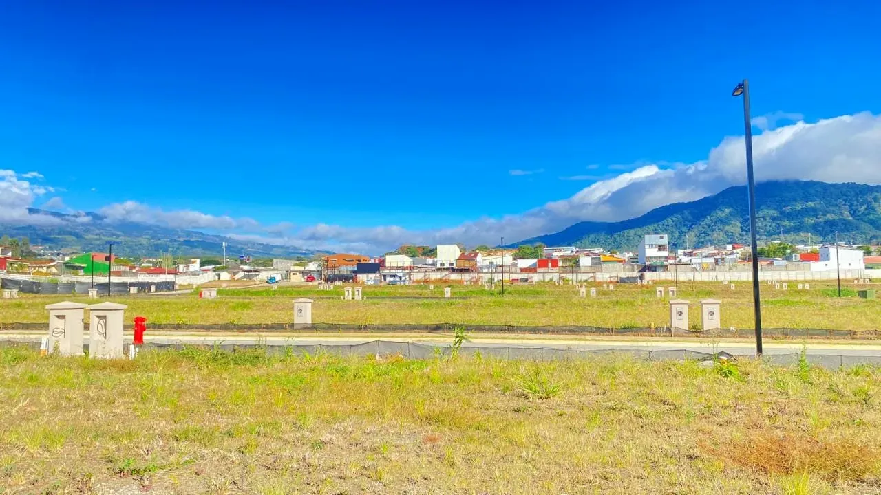 Land for sale in Condominio Avenida del Este, Ayarco Sur