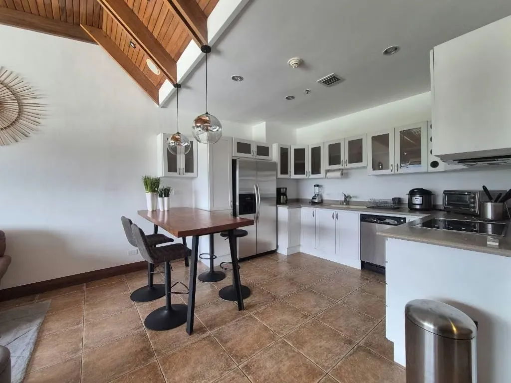 Exclusiva ubicación en el corazón de San José, dentro del reconocido Crowne Plaza San José La Sabana — photo 4