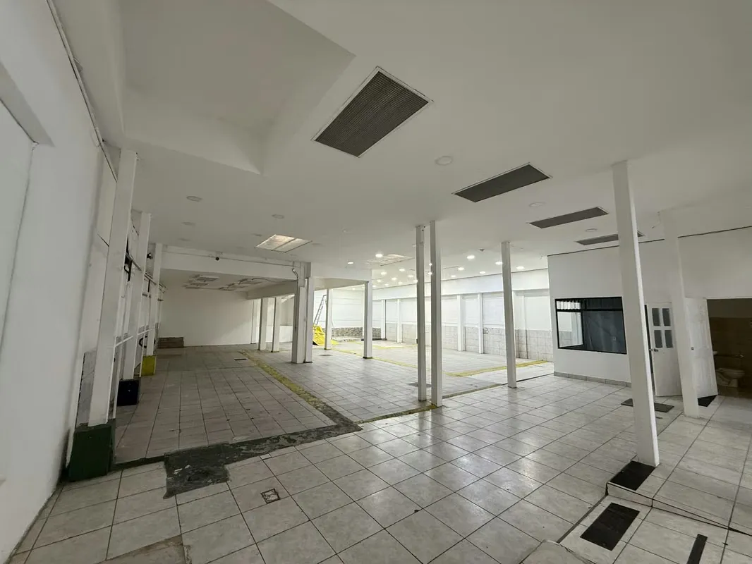 G.A. Se Vende Edificio con fábrica de Siropes y Apartamentos, Heredia.
