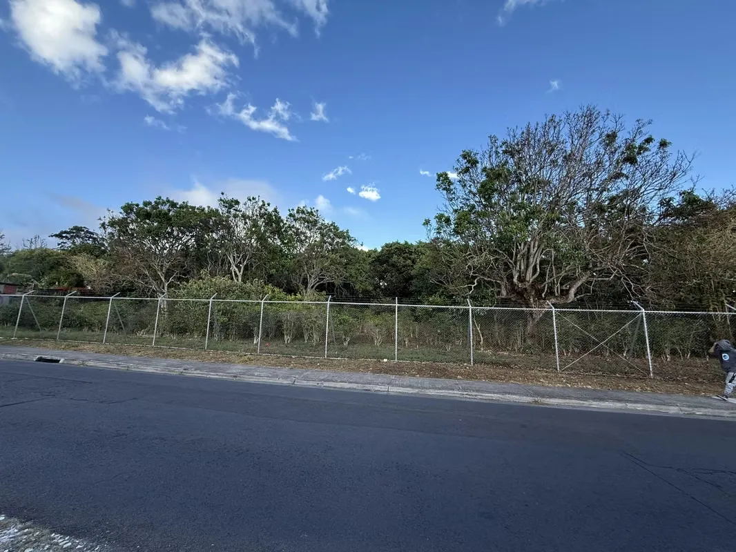 G.A. Venta de Terreno en San Rafael de Heredia.