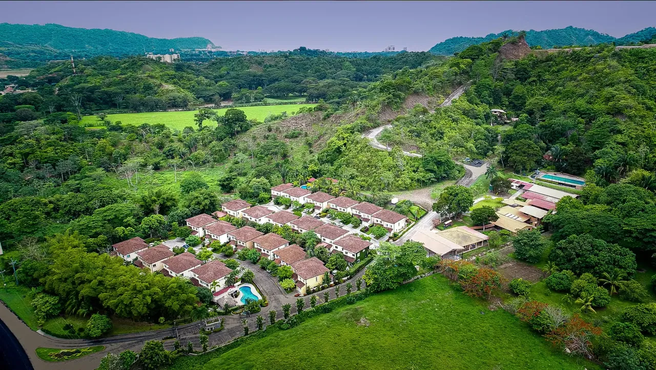 LAND FOR SALE IN HERRADURA