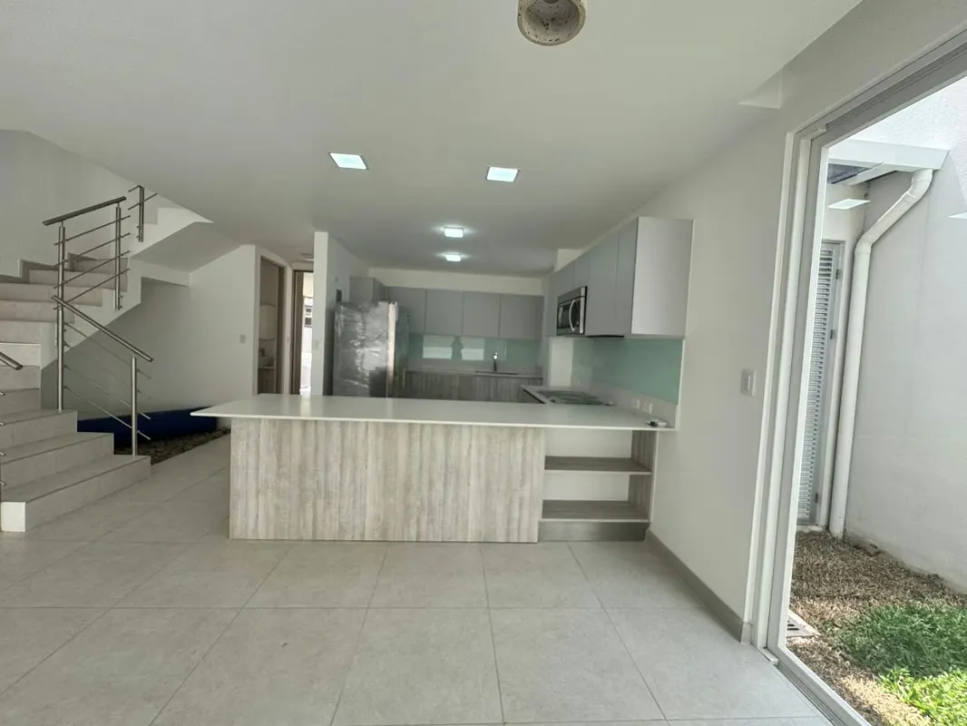 Modern home located in an exclusive gated community in Río Oro, Santa Ana. Ideal for those seeking comfort, spacious green ...