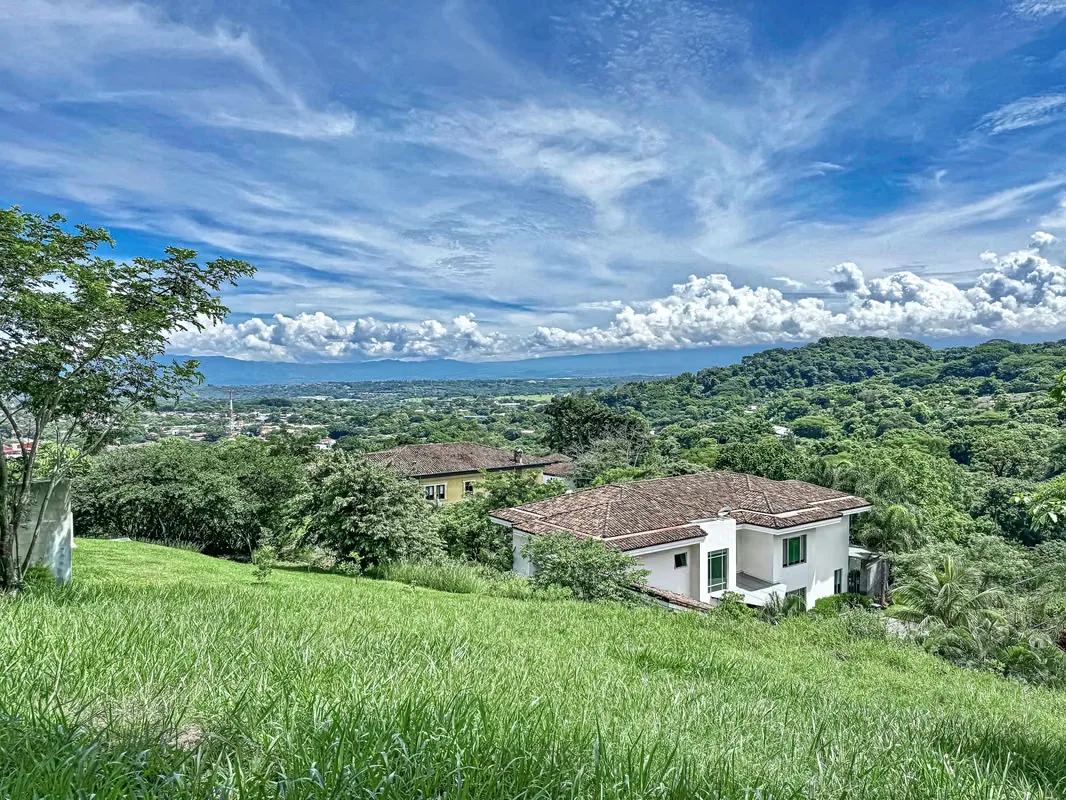 Welcome to Cerro Colon Dream Home Site for sale nestled in Ciudad Colon, San Jose, the next community just West of Brasil de Mora and Santa Ana. Seeking to build your dream home in a ...