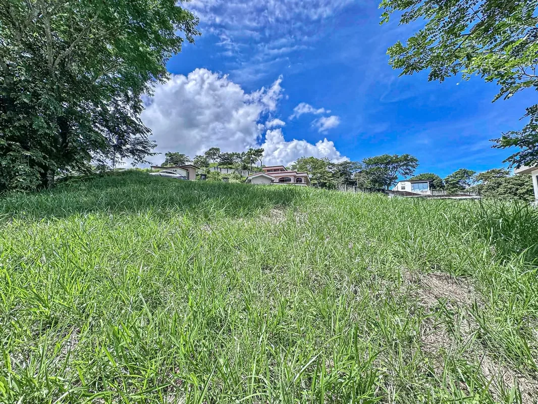 Welcome to Cerro Colon Dream Home Site for sale nestled in Ciudad Colon, San Jose, the next community just West of Brasil de Mora and Santa Ana. Seeking to build your dream home in a ... — photo 5