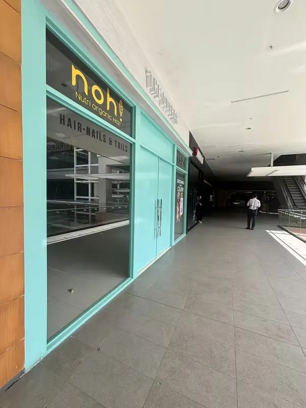 Commercial place Lindora security parking 125m2