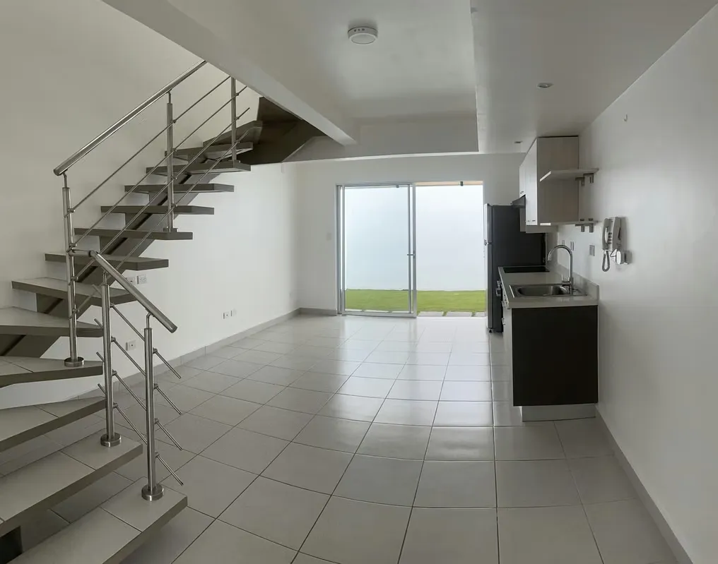 SE AlQUILA APARTAMENTO EN SANTO DOMINGO