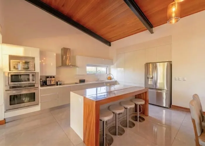 Luxury Home for Sale and Rent in Hacienda Espinal, San Rafael, Alajuela — photo 4