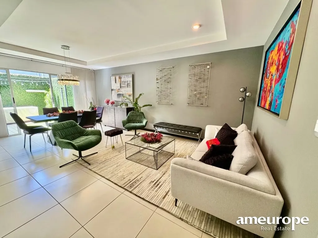 SANTA ANA! FOR RENT 3 BDR + MAIDS QUARTER TOWNHOUSE