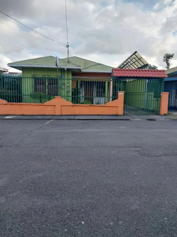 Mixed Use Property for Sale in San Pedro Investment with Immediate Income Near Universidad Latina — photo 4