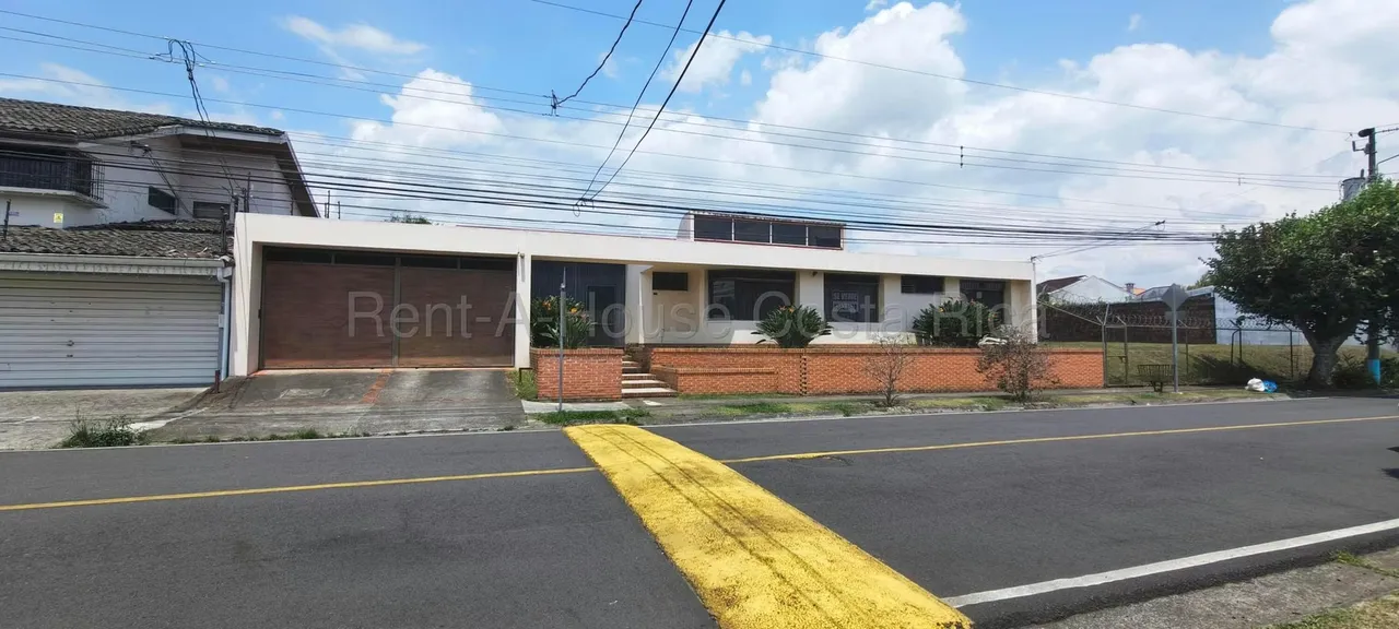 Venta de Casa de un nivel en Freses Curridabat